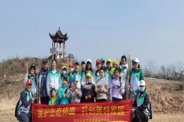 东风新雨后   植树正其时 ——湿地生态；た破兆栽刚呓幼3.12”使命植树活动