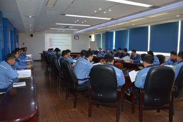 j9游戏集团党委召开十九大专题进建会